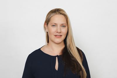 Porno yulduz Blondi Vudmen